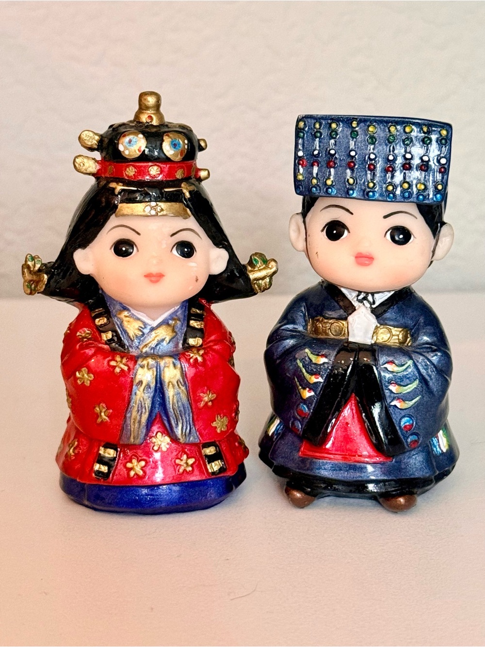 Vintage Korean Wedding Couple Resin Figurines Hanbok Bride Groom